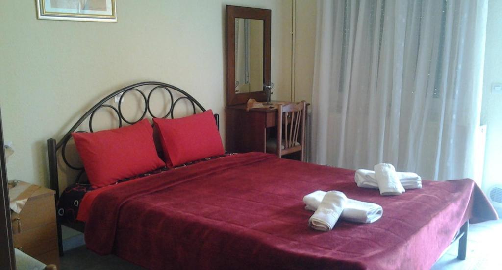 Guesthouse Adonis Káto Loutrákion Kültér fotó