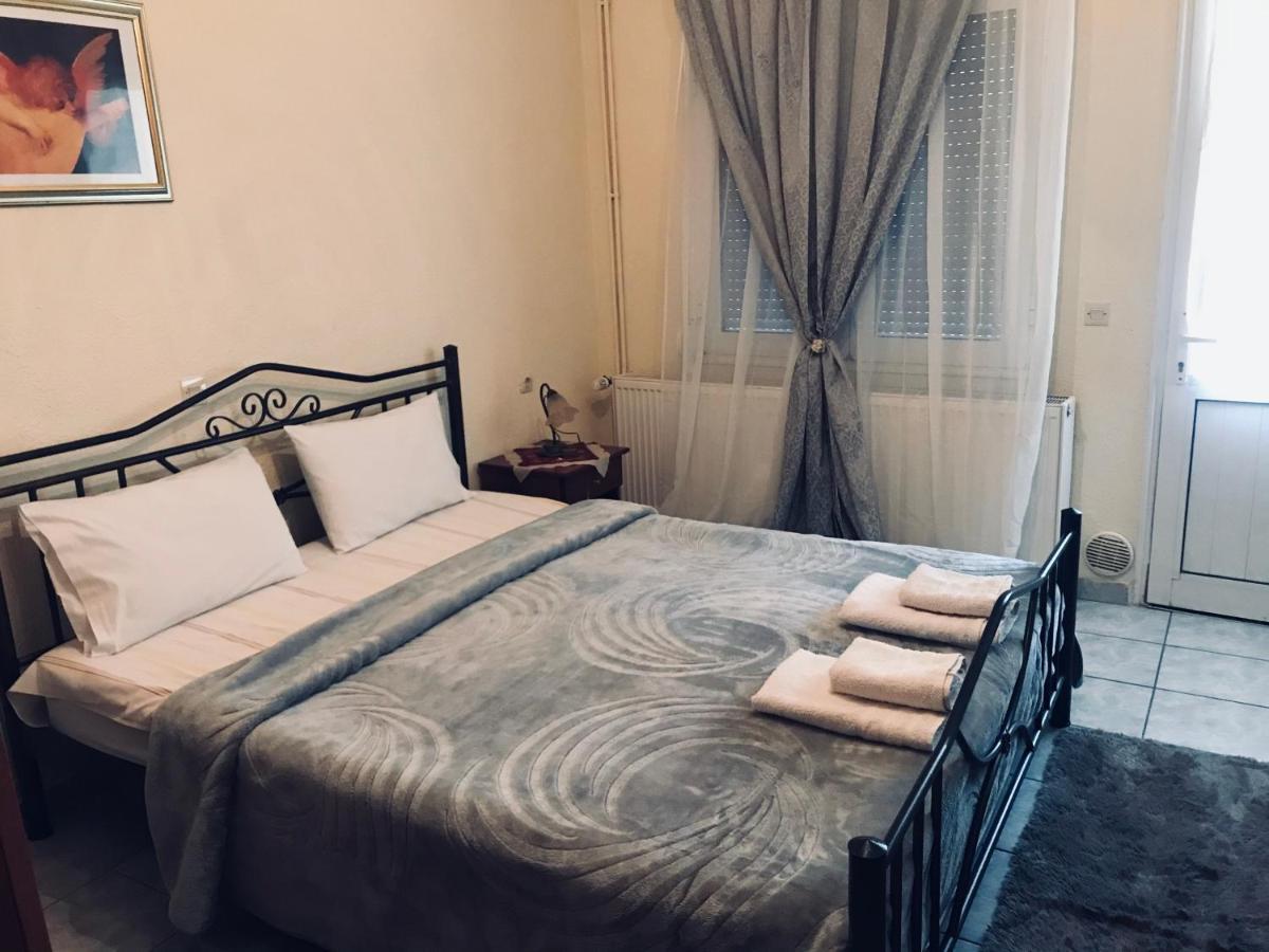 Guesthouse Adonis Káto Loutrákion Kültér fotó
